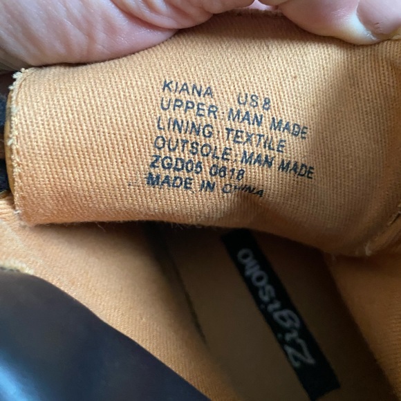 Zigi Soho Chunky heeled women’s boots that resemble “Timbs”, size 8 - Picture 11 of 13